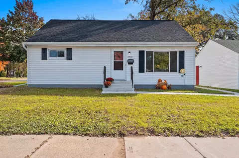 Exterior - 2500 S Jefferson St, Appleton, WI 54915 photo 7 of 7