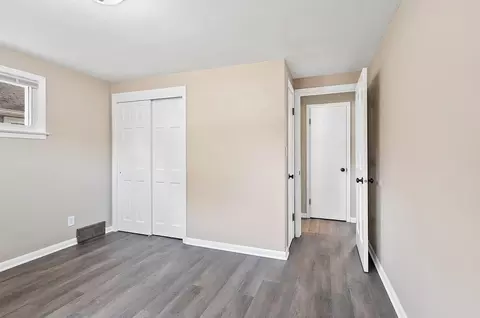 Bedroom - 2500 S Jefferson St, Appleton, WI 54915 photo 3 of 4