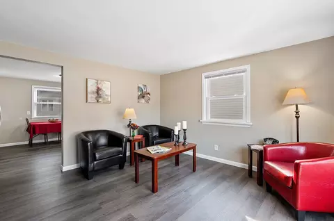 Living - 2500 S Jefferson St, Appleton, WI 54915 photo 6 of 7