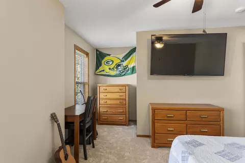 w2429 Holly Lane, Appleton, WI 54915 photo 13