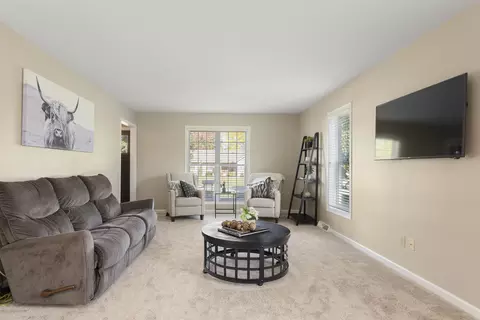 w2429 Holly Lane, Appleton, WI 54915 photo 5