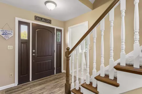 w2429 Holly Lane, Appleton, WI 54915 photo 3