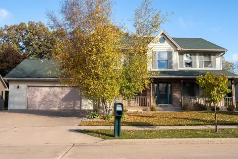 3140 Mockingbird Way, Oshkosh, WI 54904
