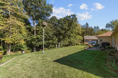 Exterior - 32 Garden Ct, Appleton, WI 54915 photo 11 of 16