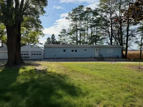 18520 Cth R, Denmark, WI 54208