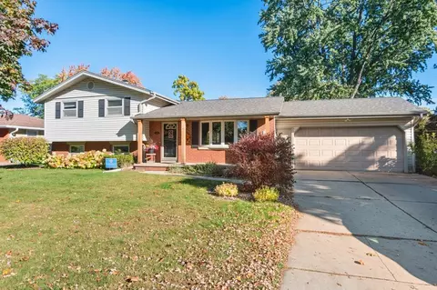 1288 Canterbury Rd, Green Bay, WI 54304
