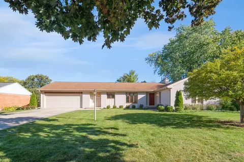 380 St Marys Blvd, Green Bay, WI 54301