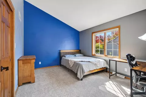 Bedroom - 13 Olde Paltzer Ln, Appleton, WI 54913 photo 5 of 5