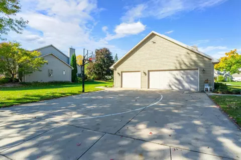 Other - 13 Olde Paltzer Ln, Appleton, WI 54913 photo 1 of 14