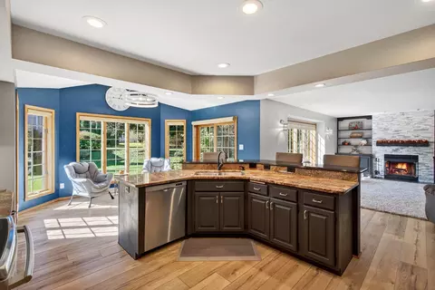 Kitchen - 13 Olde Paltzer Ln, Appleton, WI 54913 photo 6 of 6