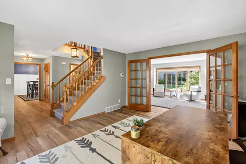 Entry Way - 13 Olde Paltzer Ln, Appleton, WI 54913 photo 1 of 6
