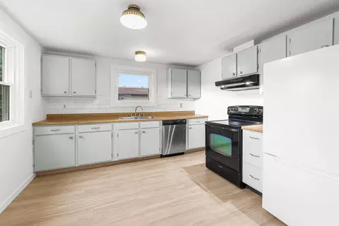 Kitchen - 709 Vermont St, Ripon, WI 54971 photo 2 of 2