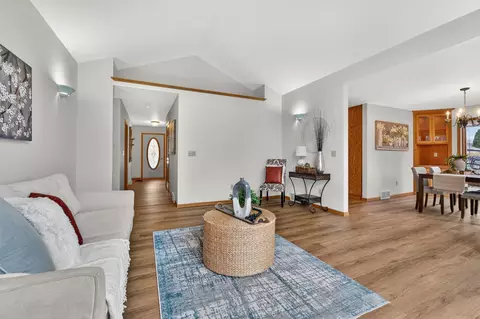 w2313 Saint Germaine Court, Appleton, WI 54915 photo 4