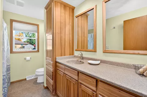 1214 E Lindbergh St, Appleton, WI 54911 photo 21