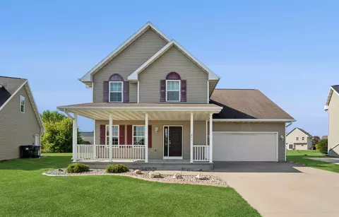 260 Fort Dr, Neenah, WI 54956