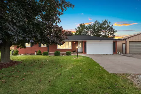 4406 Rosin Rd, De Pere, WI 54115