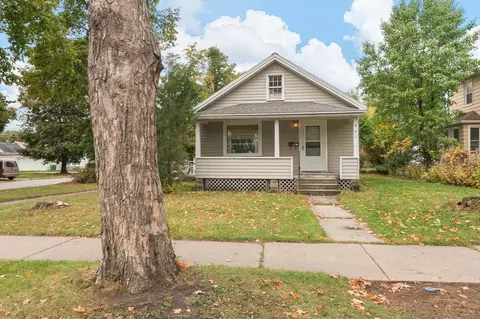 401 N Maple Ave, Green Bay, WI 54303