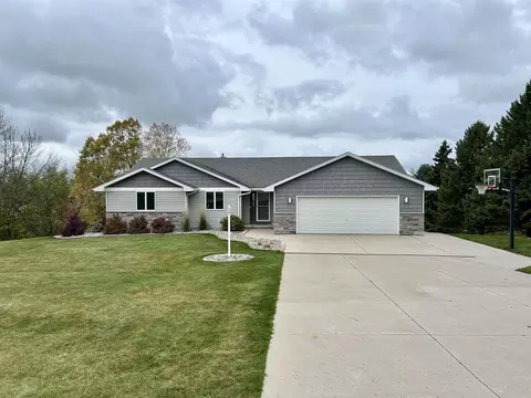 n5585 Mapleview Lane, Hilbert, WI 54129