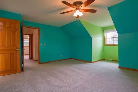Bedroom - 160 Harrys Gtwy, Appleton, WI 54914 photo 7 of 10
