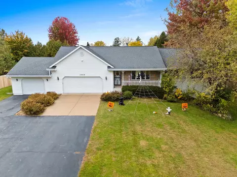 2909 Overlook Ct, Green Bay, WI 54313