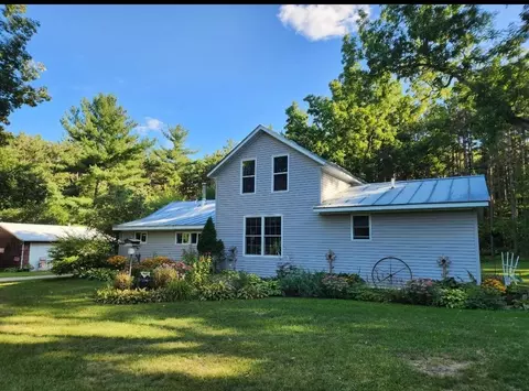 e269 Hudziak Road, Waupaca, WI 54981