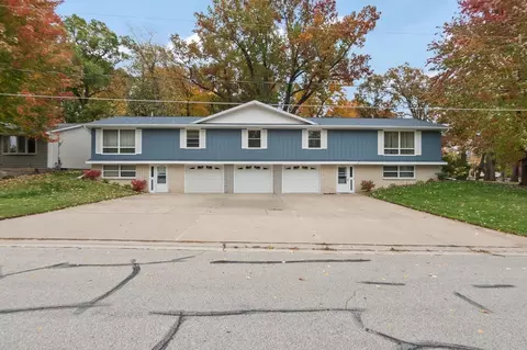 1433 Baumgart Rd, Green Bay, WI 54304