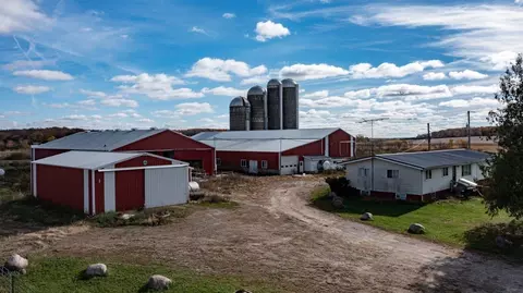 n9878 Sprenger Road, Marion, WI 54950