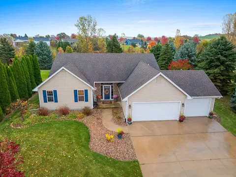 n7677 Redtail Lane, Malone, WI 53049