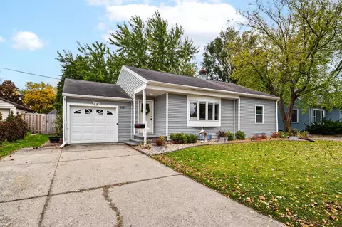 1131 E Jardin St, Appleton, WI 54911