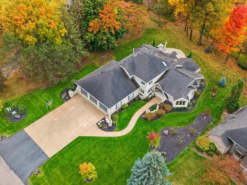 View/Area - 133 S Pine Ct, Appleton, WI 54914 photo 1 of 13