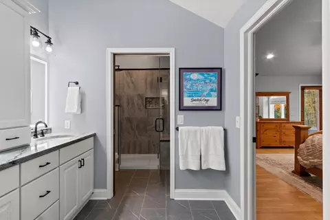 Bath - 133 S Pine Ct, Appleton, WI 54914 photo 1 of 7