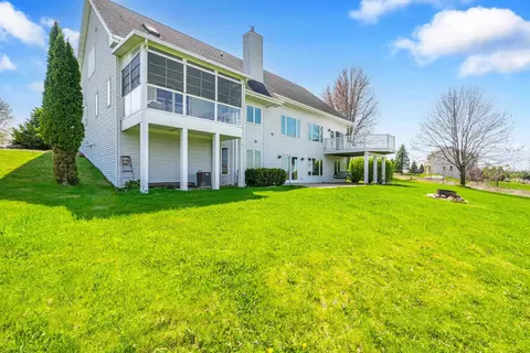 w8924 Spring Road, Hortonville, WI 54944