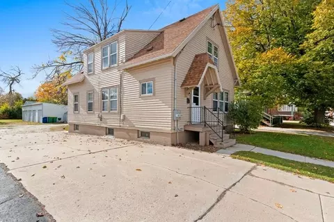 1360 E Mason St, Green Bay, WI 54301