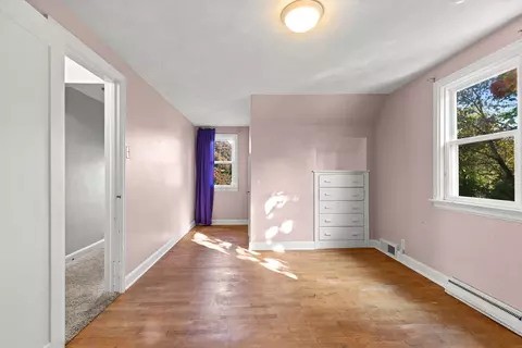 Bedroom - 430 E Glendale Ave, Appleton, WI 54911 photo 6 of 6