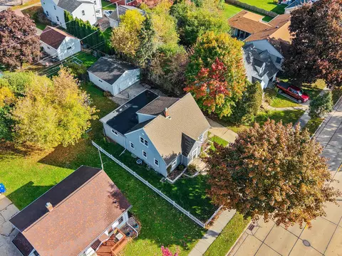 View/Area - 430 E Glendale Ave, Appleton, WI 54911 photo 6 of 12