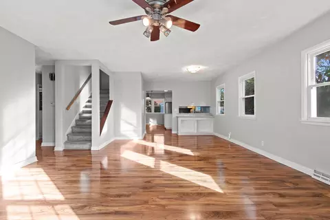 Living - 430 E Glendale Ave, Appleton, WI 54911 photo 1 of 6