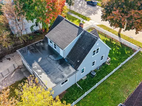 View/Area - 430 E Glendale Ave, Appleton, WI 54911 photo 3 of 12