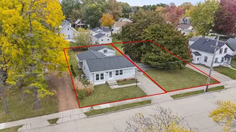 1000 W Kamps Ave, Appleton, WI 54914
