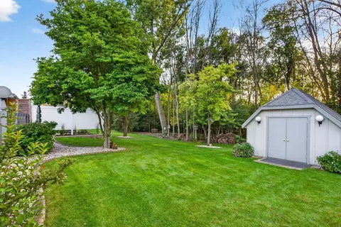 Exterior - 2615 N Millbrook Rd, Appleton, WI 54914 photo 3 of 7