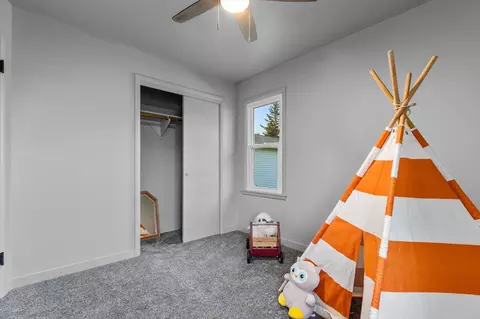 Bedroom - 1824 E College Ave, Appleton, WI 54915 photo 4 of 4
