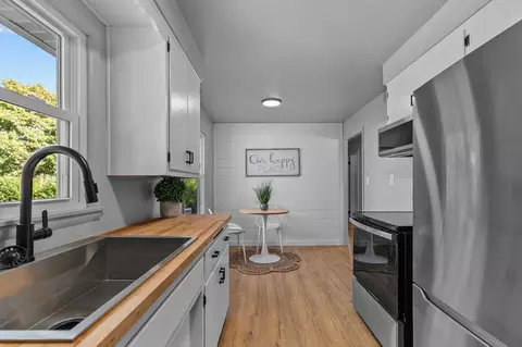 Kitchen - 1824 E College Ave, Appleton, WI 54915 photo 2 of 5