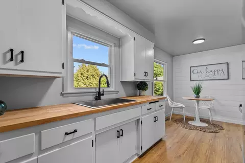 Kitchen - 1824 E College Ave, Appleton, WI 54915 photo 1 of 5