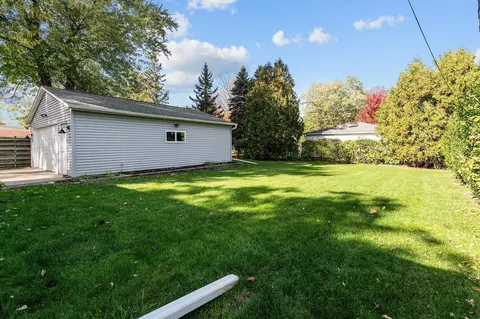 Exterior - 1824 E College Ave, Appleton, WI 54915 photo 4 of 4