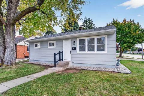 1165 W 6th Ave, Oshkosh, WI 54902