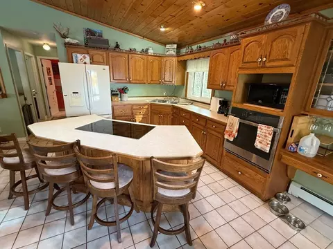 Kitchen - n7485 County Road G, Gresham, WI 54128 photo 1 of 7