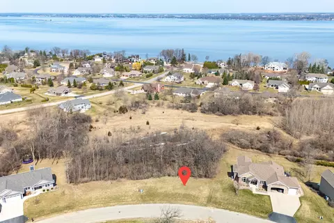 stonegate drive, Oshkosh, WI 54904