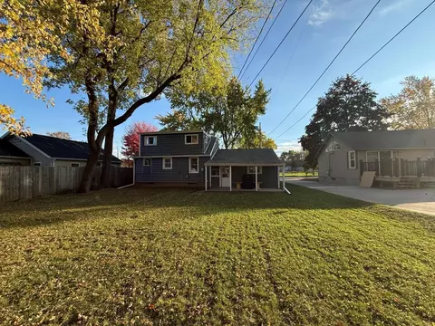 Exterior - 1620 E Dall Ave, Appleton, WI 54911 photo 3 of 3