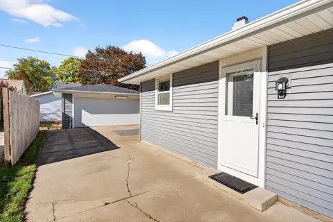1925 N Superior St, Appleton, WI 54911 photo 27