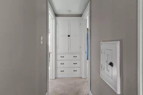 Entry Way - 511 S Mueller St, Appleton, WI 54914 photo 5 of 5