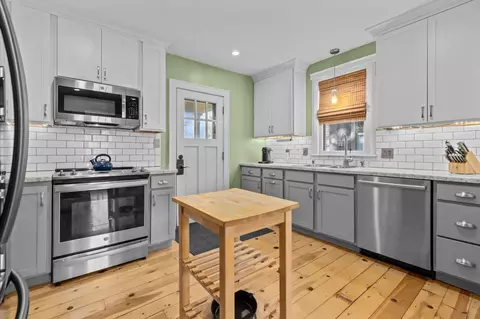 Kitchen - 511 S Mueller St, Appleton, WI 54914 photo 2 of 3